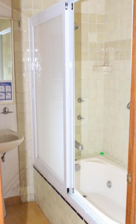 טפוזטלן Hotel Casa Pinon מראה חיצוני תמונה