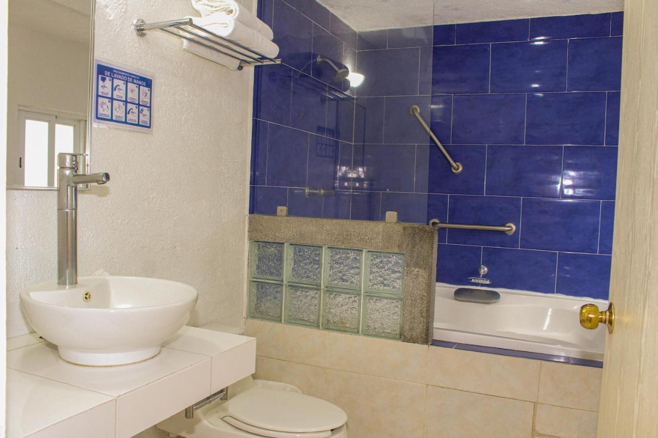 טפוזטלן Hotel Casa Pinon מראה חיצוני תמונה