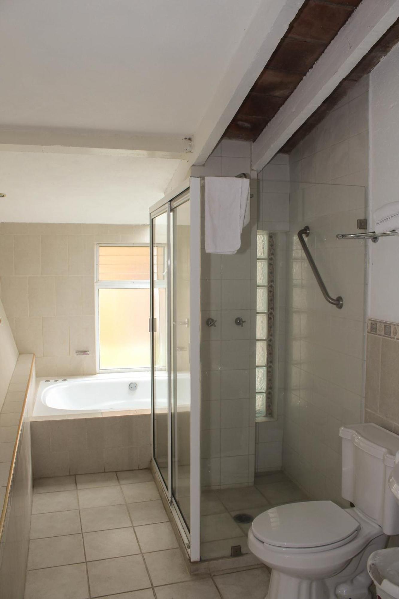 טפוזטלן Hotel Casa Pinon מראה חיצוני תמונה