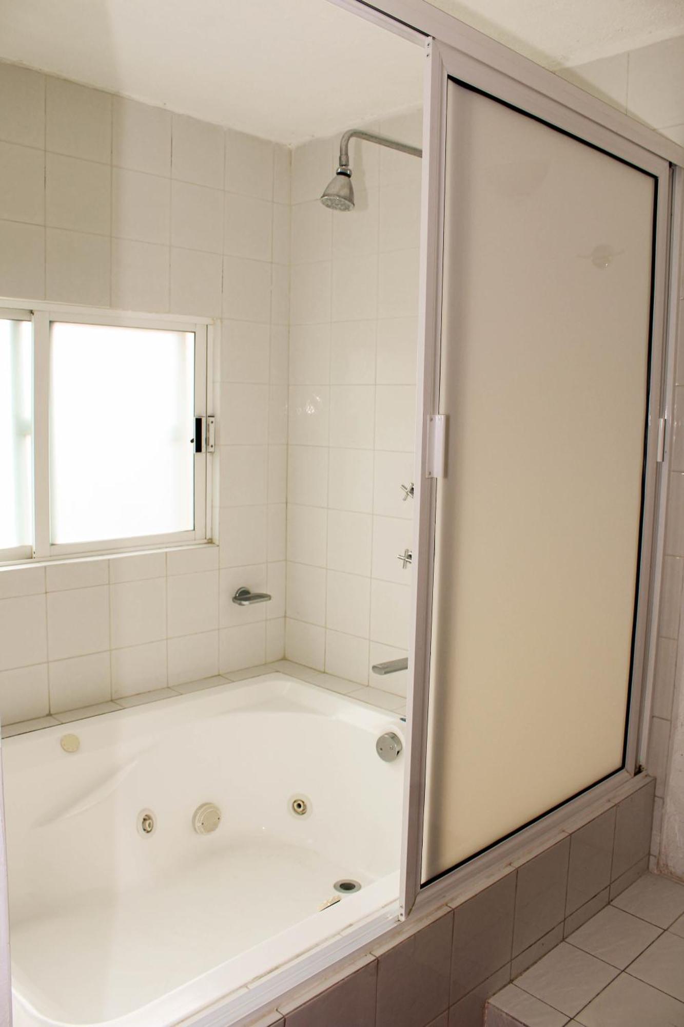 טפוזטלן Hotel Casa Pinon מראה חיצוני תמונה