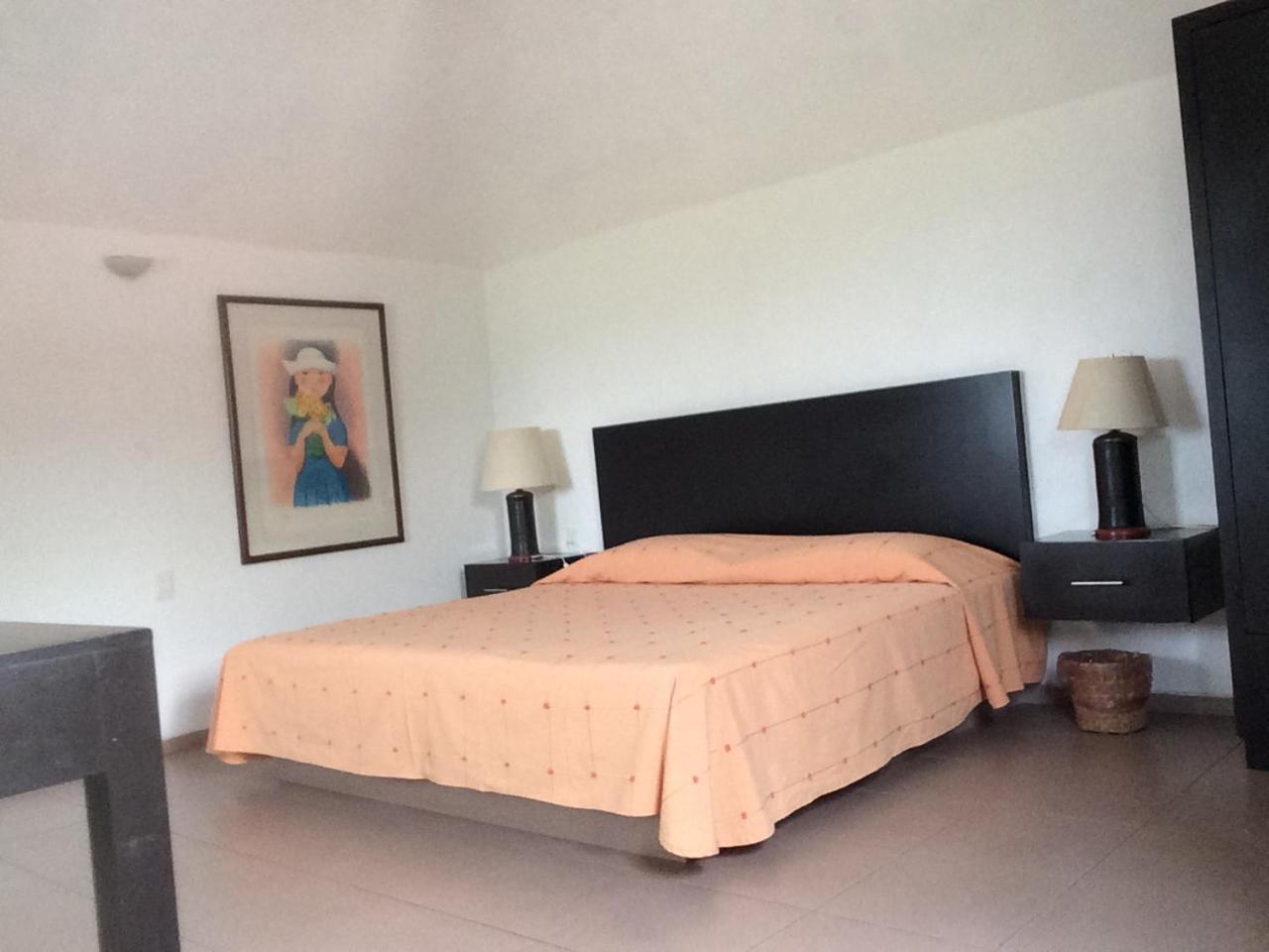 טפוזטלן Hotel Casa Pinon מראה חיצוני תמונה